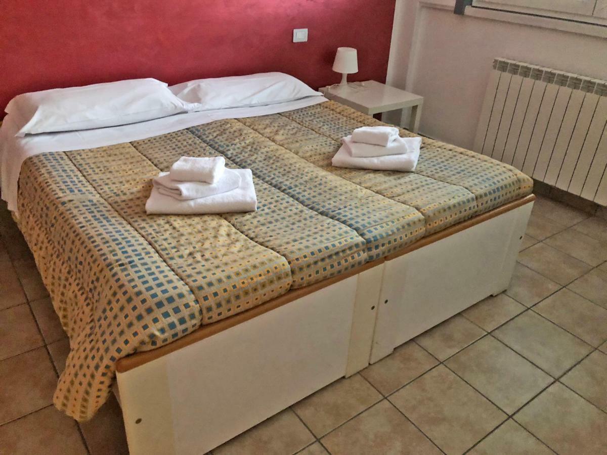 Guesthouse Briantea Lipomo Extérieur photo
